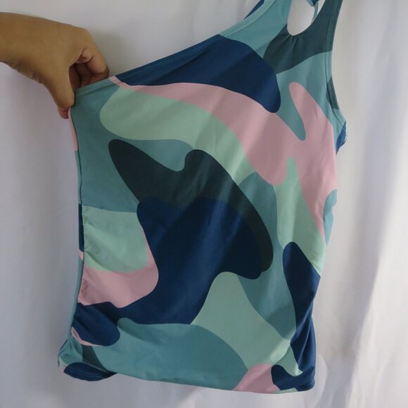 Swimsuit Top and or Work Out Top - Picture 3 of 4